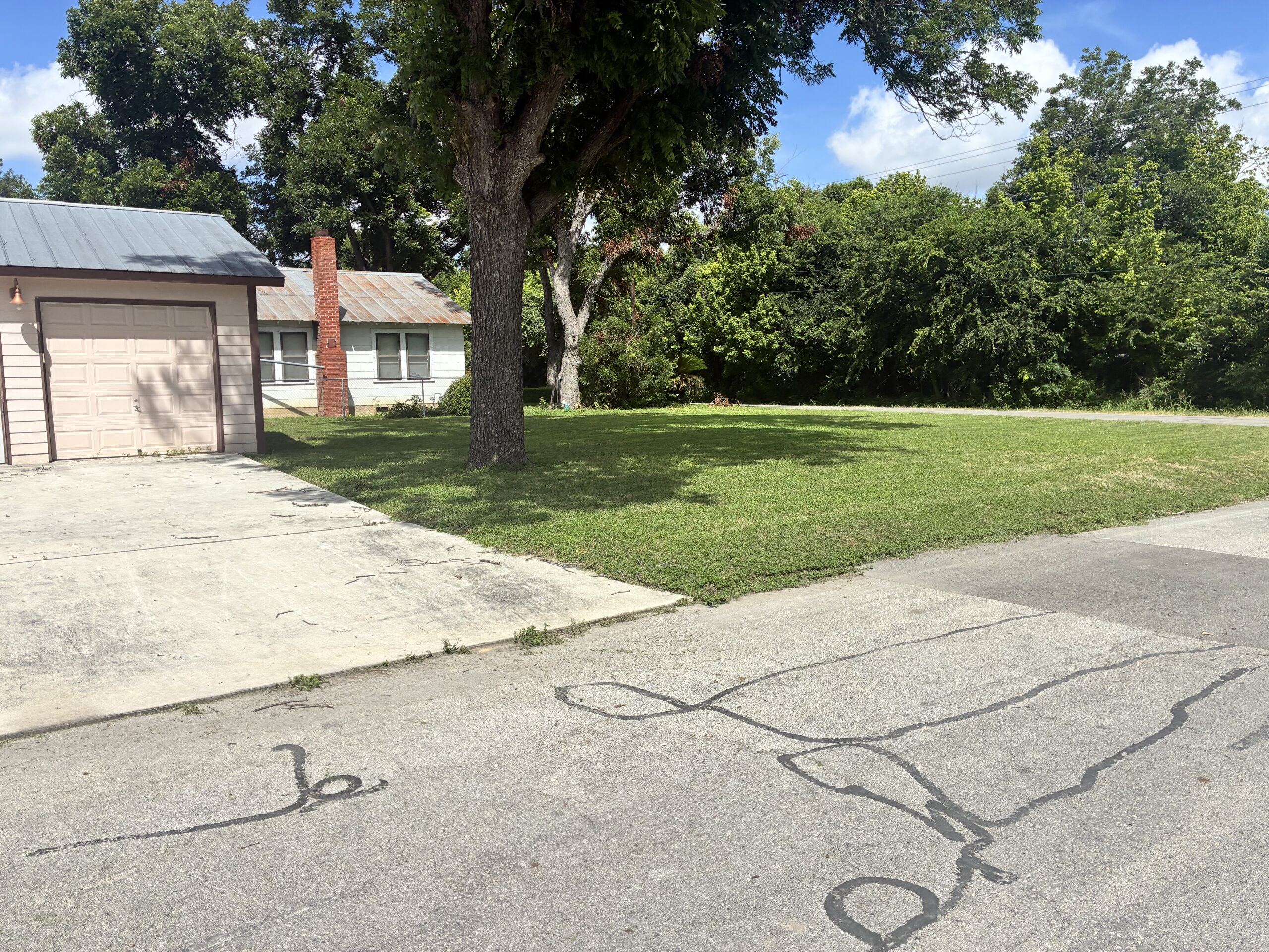 Lawn maintenance project completed by Blu Industries in New Braunfels